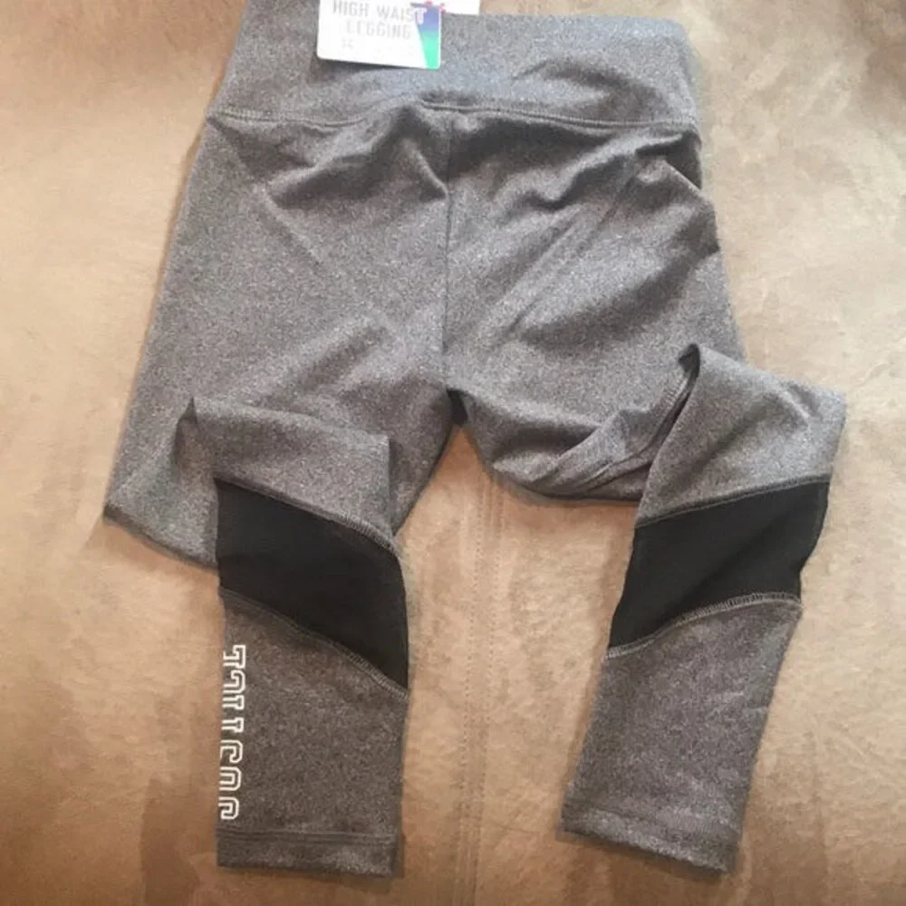 Pre-Owned Dance Leggings Justice Large Child 12 Gray Black Gymnastics